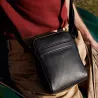 Sacoche Moyen Modèle Charles En Cuir Grainé De Le Tanneur