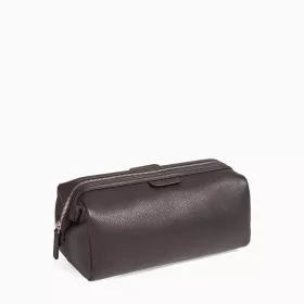 Trousse De Toilette Charles En Cuir Grainé De Le Tanneur