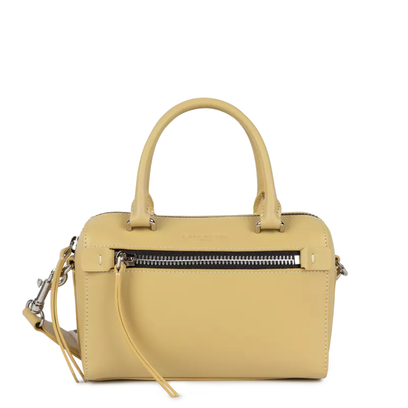 Lancaster - Donna Linea Lancaster - Donna Linea